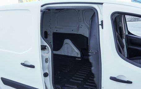 Peugeot Partner II рестайлинг 2, 2017 год, 1 260 000 рублей, 13 фотография