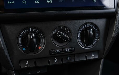 Skoda Rapid I, 2015 год, 1 185 000 рублей, 14 фотография