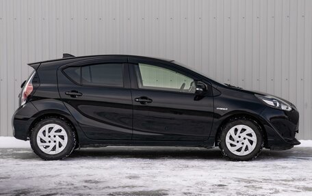 Toyota Aqua I, 2018 год, 1 290 000 рублей, 5 фотография