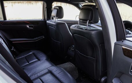 Mercedes-Benz E-Класс, 2012 год, 1 500 000 рублей, 11 фотография