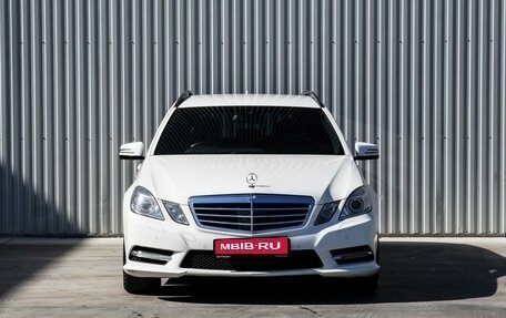 Mercedes-Benz E-Класс, 2012 год, 1 500 000 рублей, 3 фотография