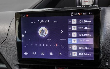 Toyota Noah III, 2016 год, 1 960 000 рублей, 18 фотография