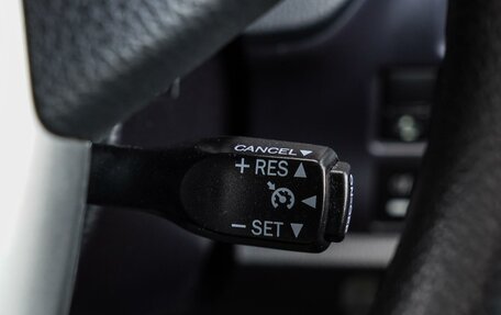 Toyota Noah III, 2016 год, 1 960 000 рублей, 16 фотография