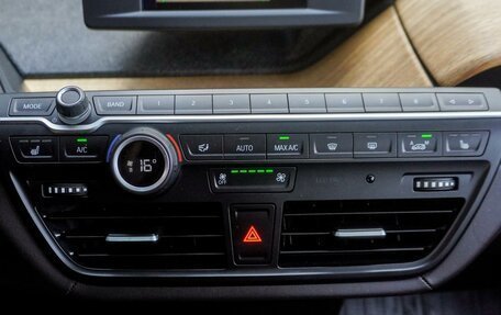 BMW i3 I01 рестайлинг, 2018 год, 2 040 000 рублей, 16 фотография