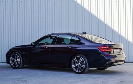 BMW 7 серия, 2017 год, 5 425 000 рублей, 2 фотография