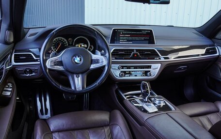 BMW 7 серия, 2017 год, 5 425 000 рублей, 6 фотография