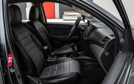 Mitsubishi L200 IV рестайлинг, 2017 год, 1 560 000 рублей, 8 фотография