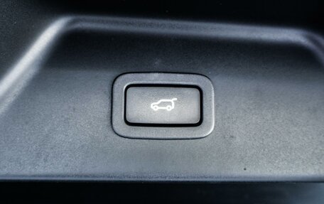 Land Rover Range Rover IV рестайлинг, 2013 год, 3 470 000 рублей, 23 фотография