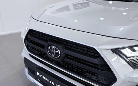 Toyota RAV4, 2025 год, 4 400 000 рублей, 4 фотография