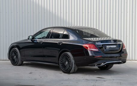 Mercedes-Benz E-Класс, 2017 год, 2 280 000 рублей, 2 фотография