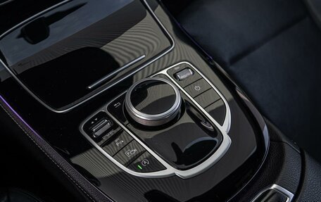 Mercedes-Benz E-Класс, 2017 год, 2 280 000 рублей, 15 фотография