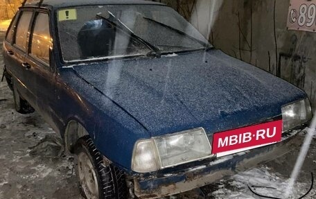 ИЖ 2126 «Ода», 2003 год, 35 000 рублей, 2 фотография