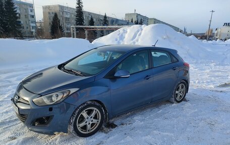 Hyundai i30 II рестайлинг, 2012 год, 700 000 рублей, 4 фотография