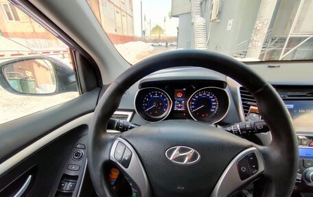 Hyundai i30 II рестайлинг, 2012 год, 700 000 рублей, 11 фотография