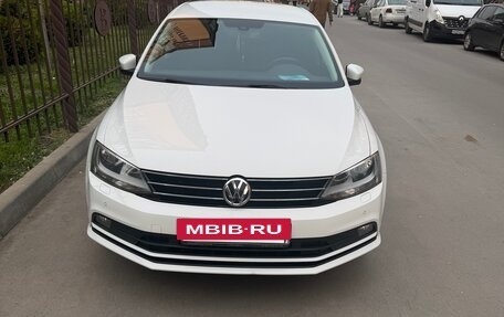 Volkswagen Jetta VI, 2016 год, 1 500 000 рублей, 18 фотография