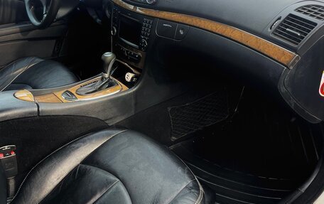 Mercedes-Benz E-Класс, 2008 год, 11 фотография