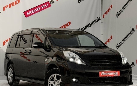 Toyota ISis I, 2012 год, 1 475 000 рублей, 3 фотография