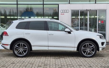 Volkswagen Touareg III, 2016 год, 3 690 000 рублей, 4 фотография
