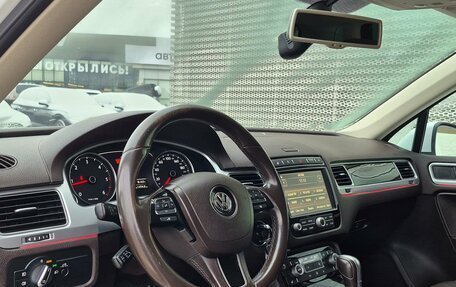 Volkswagen Touareg III, 2016 год, 3 690 000 рублей, 18 фотография