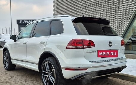 Volkswagen Touareg III, 2016 год, 3 690 000 рублей, 14 фотография