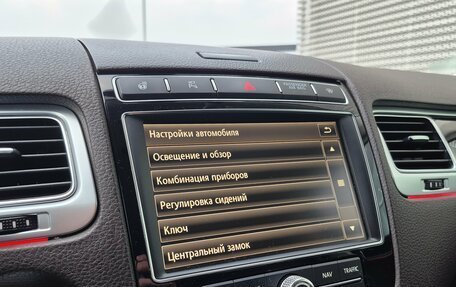 Volkswagen Touareg III, 2016 год, 3 690 000 рублей, 28 фотография