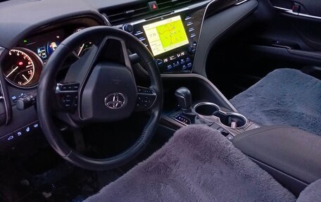 Toyota Camry, 2018 год, 2 790 000 рублей, 8 фотография