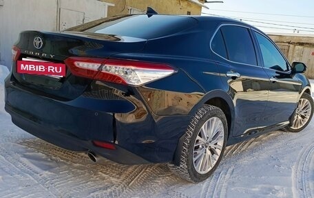 Toyota Camry, 2018 год, 2 790 000 рублей, 5 фотография