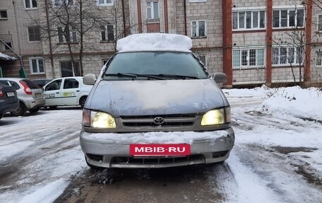 Toyota Sienna I, 2001 год, 555 555 рублей, 18 фотография