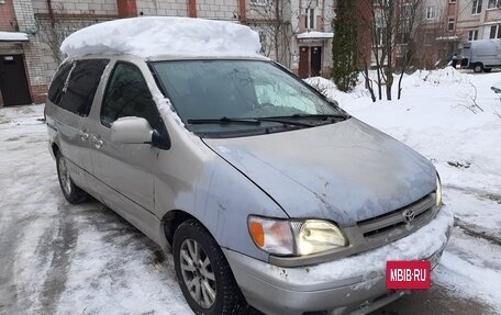 Toyota Sienna I, 2001 год, 555 555 рублей, 31 фотография