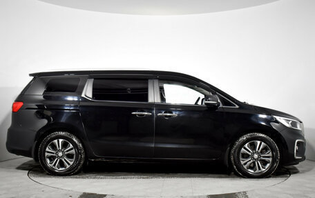 KIA Carnival III, 2019 год, 2 600 000 рублей, 4 фотография