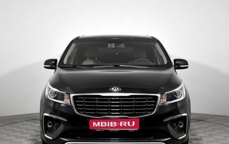 KIA Carnival III, 2019 год, 2 600 000 рублей, 2 фотография
