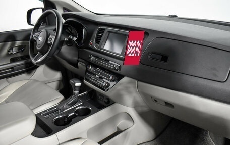 KIA Carnival III, 2019 год, 2 600 000 рублей, 16 фотография