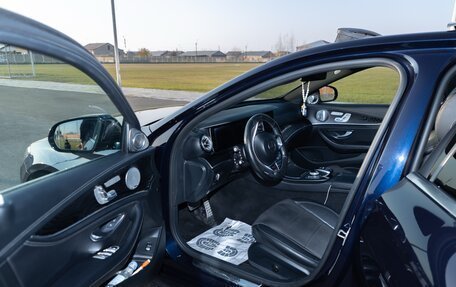 Mercedes-Benz E-Класс, 2017 год, 3 750 000 рублей, 9 фотография