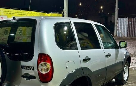 Chevrolet Niva I рестайлинг, 2019 год, 740 000 рублей, 3 фотография