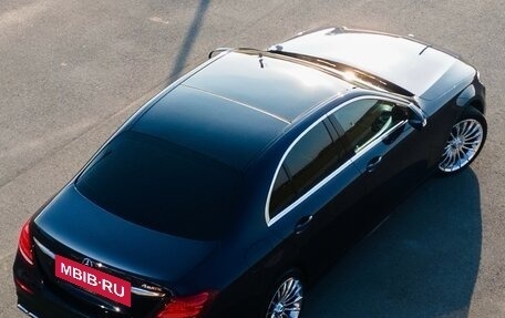 Mercedes-Benz E-Класс, 2017 год, 3 750 000 рублей, 15 фотография