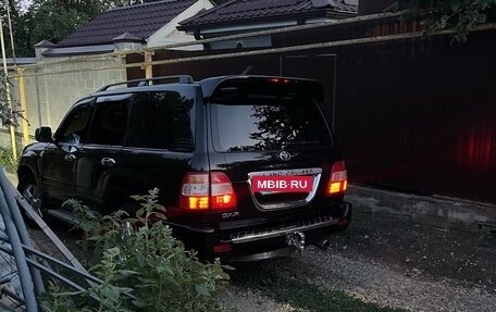 Toyota Land Cruiser 100 рестайлинг 2, 1998 год, 1 700 000 рублей, 4 фотография