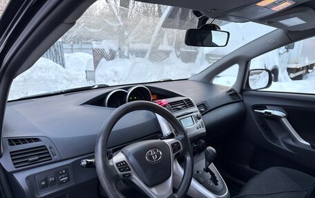 Toyota Verso I, 2011 год, 900 000 рублей, 5 фотография
