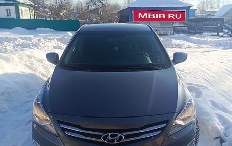 Hyundai Solaris II рестайлинг, 2016 год, 1 250 000 рублей, 1 фотография