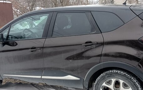 Renault Kaptur I рестайлинг, 2016 год, 1 550 000 рублей, 4 фотография