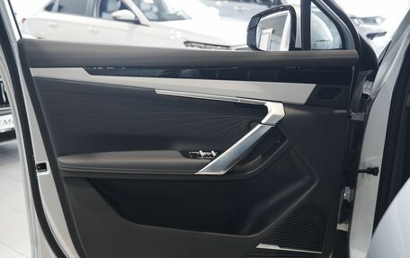 Geely Atlas, 2025 год, 3 590 000 рублей, 21 фотография
