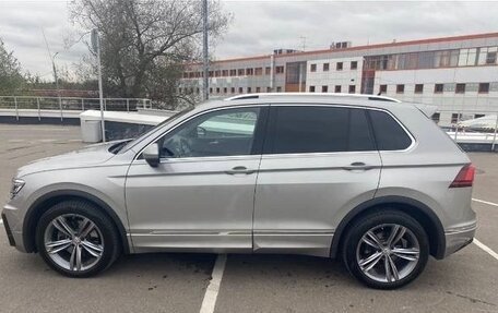 Volkswagen Tiguan II, 2019 год, 2 470 000 рублей, 9 фотография