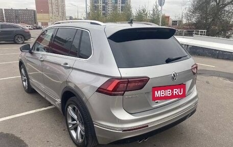 Volkswagen Tiguan II, 2019 год, 2 470 000 рублей, 6 фотография