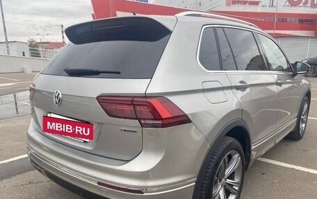 Volkswagen Tiguan II, 2019 год, 2 470 000 рублей, 7 фотография