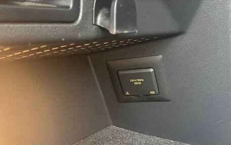 Volkswagen Tiguan II, 2019 год, 2 470 000 рублей, 23 фотография