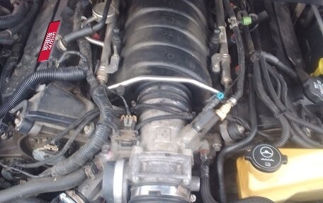 Cadillac SRX II рестайлинг, 2004 год, 650 000 рублей, 16 фотография