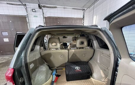 Toyota RAV4, 2005 год, 920 000 рублей, 8 фотография