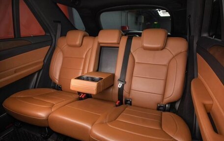 Mercedes-Benz GLE, 2016 год, 3 300 000 рублей, 12 фотография