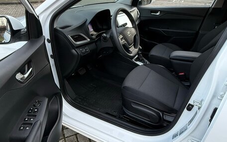 Hyundai Solaris II рестайлинг, 2021 год, 1 600 000 рублей, 17 фотография