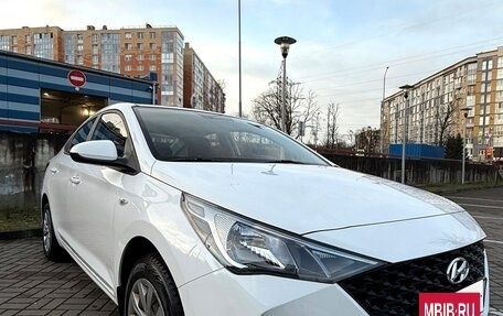 Hyundai Solaris II рестайлинг, 2021 год, 1 600 000 рублей, 7 фотография