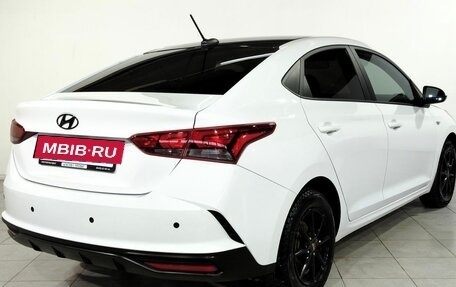 Hyundai Solaris II рестайлинг, 2021 год, 1 710 000 рублей, 5 фотография